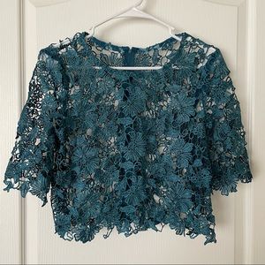 JJs House Ink Blue Size 2 lace embroidered short sleeve jacket